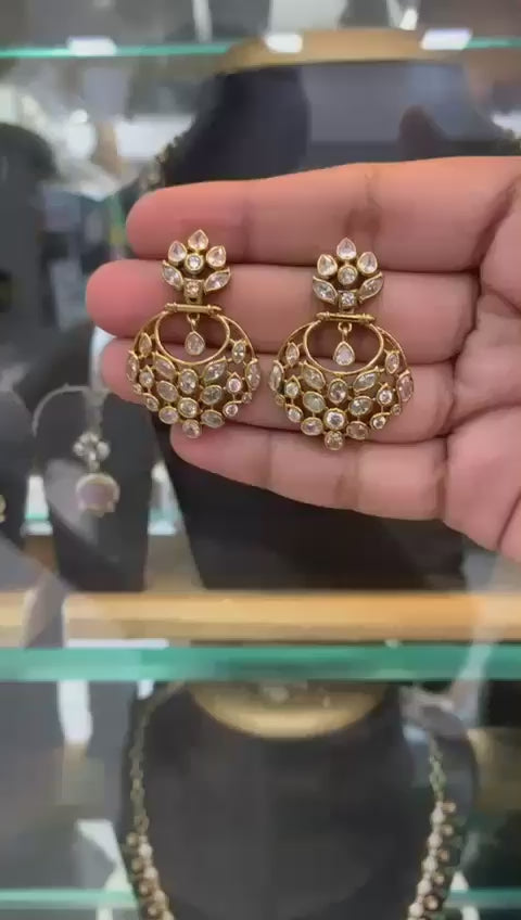 Ear rings