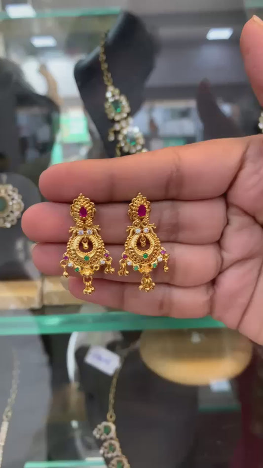 Ear rings