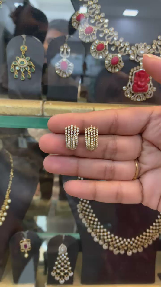 Ear rings